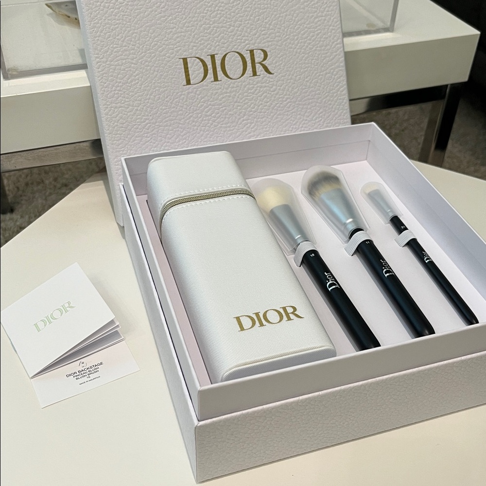Authentic Dior Brush Collection Set - Picture 3 of 4